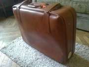 Продам супер чемодан Киев